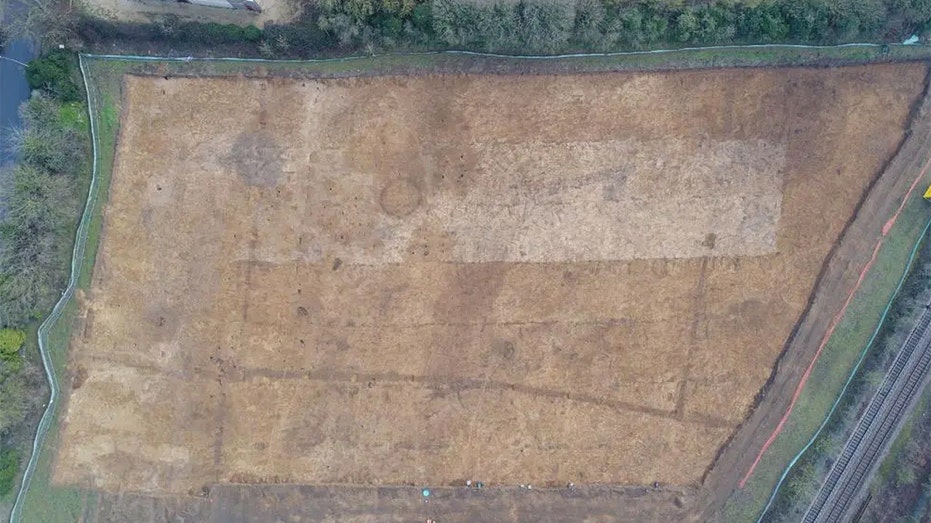 Late Bronze Age settlement dating back 3,000 years uncovered amid road work: 'Important discovery' Cairns Accountant